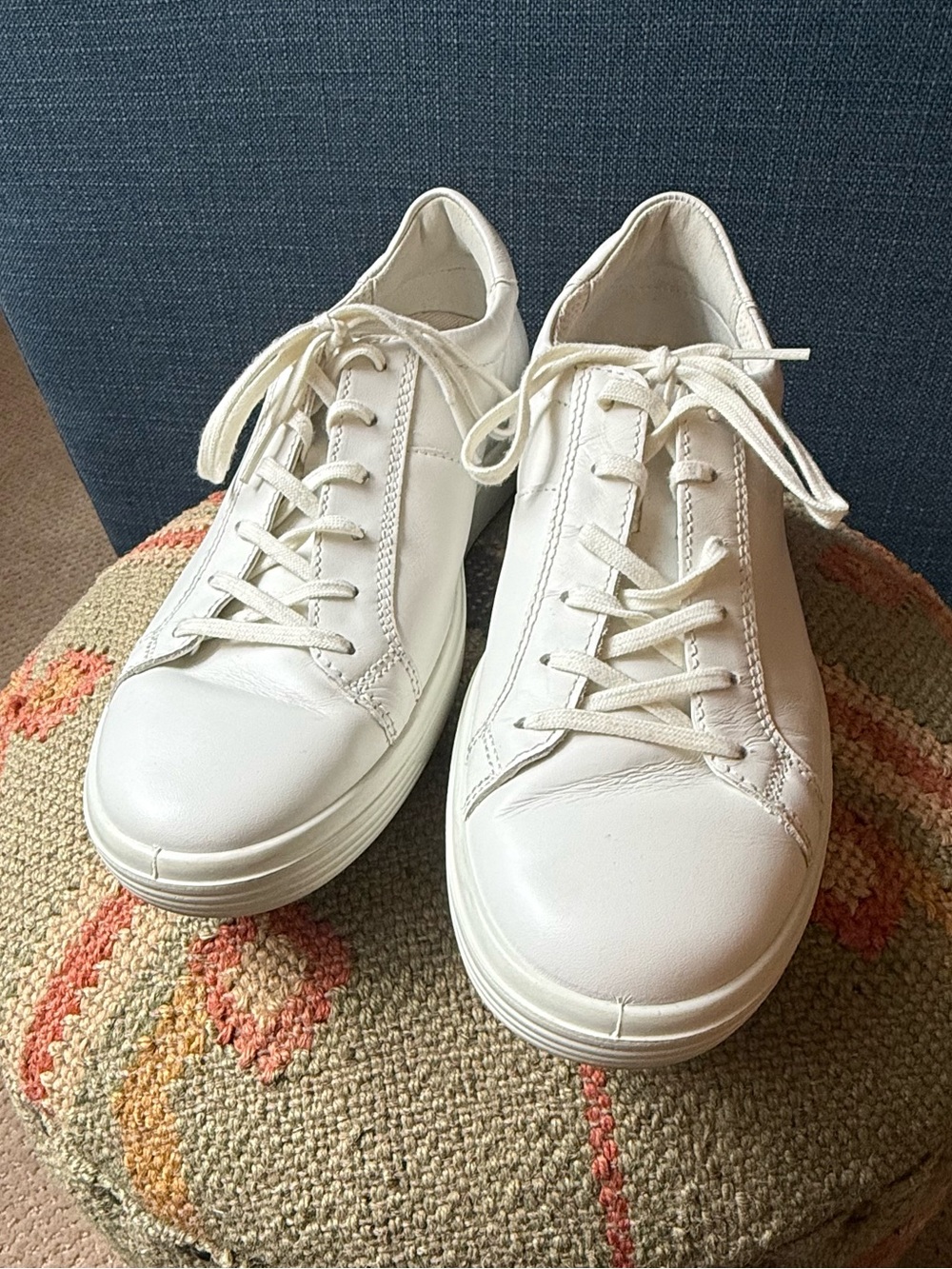ECCO SOFT Women’s White Sneakers Size 11 US & 42 EU